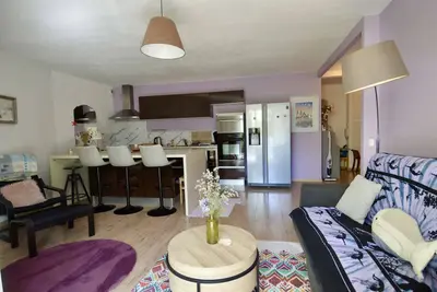 Image de La petite Marine, wifi et jardin à 100m de la mer