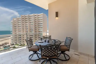 Image de Las Palomas Phase Ii Coronado 801 Exceptional oceanfront 2br 2ba Unit