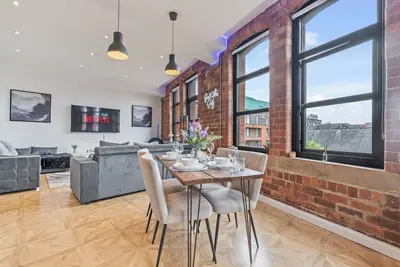 Image de Spacious Central Leeds Stay Sleeps 8