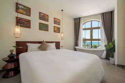 Image de Villa Azalea 5-bedroom Luxury Beachside Retreat in Đà Nẵng