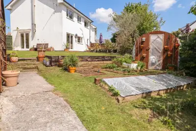 Image de 1 Rosemount Garden Villas, pet friendly, with a garden in Tenby