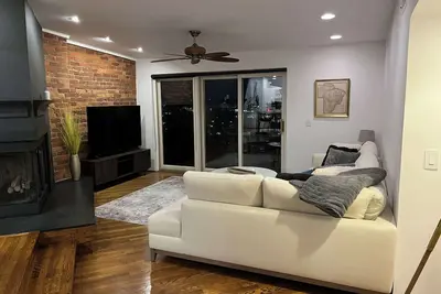Image de City View Perch Walkable Apt