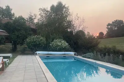 Image de A haven of peace with private pool and grounds. Perfect for friends or family