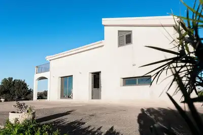 Image de Belle maison de vacances privée avec climatisation, Wifi, Tv, patio, animaux admis, vue panoramique