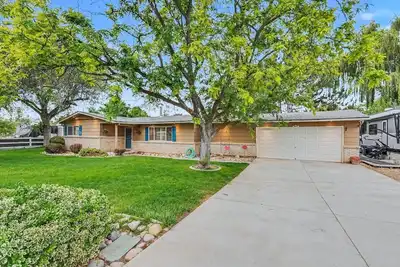 Image de Renovated 3br, 2bth | Hot Tub!