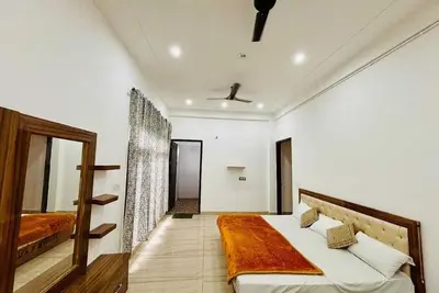 Image de Fantastic 5-bedroom farmhouse in Gurugram for a relaxing stay