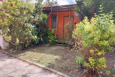 Image de Charming Cottage at Shambhala Homestays (rustic in wild front garden)