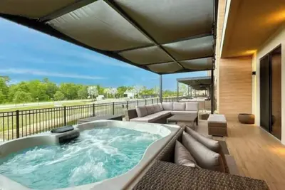 Image de Luxury and relaxation just 1 mile from Disney