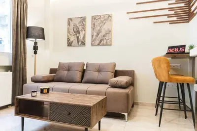 Image de Fern Serenity by Nexus | next to Tif & White Tower