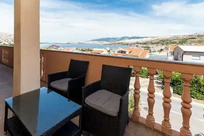 Image de Apartments Crljenko With sea View