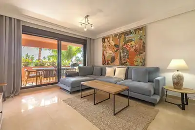 Image de Guadalmansa Beach Flat | Modern & Steps to Shore