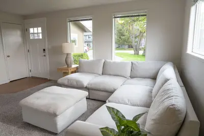 Image de The Greenbelt Getaway in the West End Neighborhood