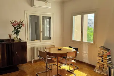 Image de Quiet Designer Home, 2br, Sunset Balcony • Kypseli