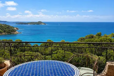 Image de Bel appartement avec vue imprenable sur les îles