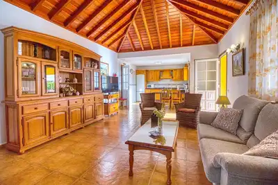 Image de Villa Mar – Villa de vacances avec piscine et vue sur mer à Tijarafe