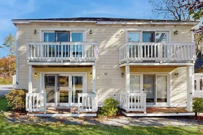Image de York Beach Getaway | Short Walk to Long Sands Beach