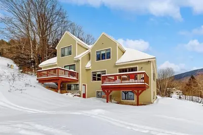 Image de New Slopeside Home at Black Mountain w/ Mountain Views, Ac, Deck, Grill & WiFi