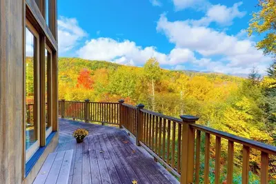 Image de Mt. Washington views, Deck, Firepit & Large living space