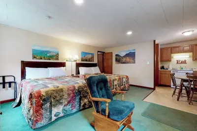 Image de Comfortable motel rooms in a great location with shared resort amenities