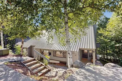 Image de Mountainside condo w/ view, pool & rec room access, near skiing, town & hiking
