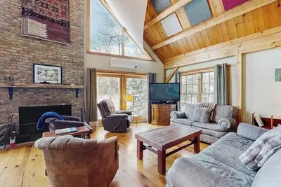 Image de Lakefront house w/ mountain views, waterfront, gameroom, gym, a/c, w/d