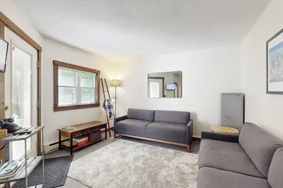 Image de Convenient recreation condo, outdoor pool, kitchenette, wifi, patio, Tv