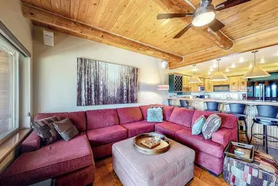 Image de Gorgeous Townhouse w/Free WiFi, Private Washer/Dryer, Lake Views - Near Keystone
