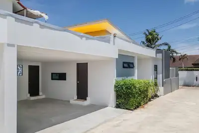 Image de New Bamboo Villa 3 Bed 5 Minutes To Nai Harn Beach