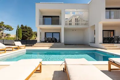 Image de Appartement de deux chambres avec une piscine Vir - Torovi - Vir - Pedinka, Vir (A-25977-b)