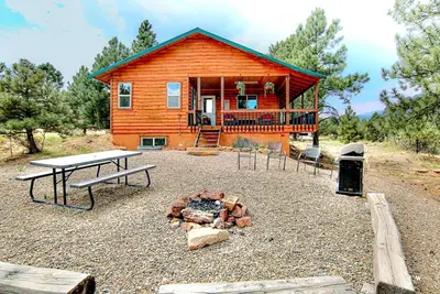 Image de Cozy Cabin with Fire Pit in Monticello, Utah