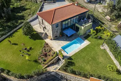 Image de Casa da Fonte avec Piscine et Jardin