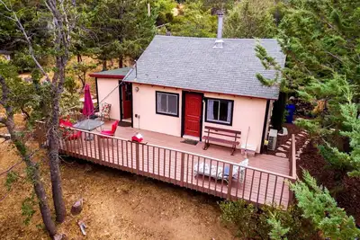 Image de Secluded Cabin in Julian for a Pet-Friendly Weekend Getaway in California
