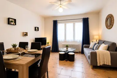 Image de Le Saint-Roch : Appartement cosy avec terrasse privée en plein centre-ville