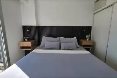 Image de Soho Ark: 5. º piso con estilo, balcón y atardecer