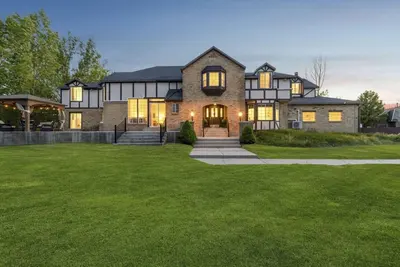 Image de Main House at The Orchard - 20 ppl - Pickleball
