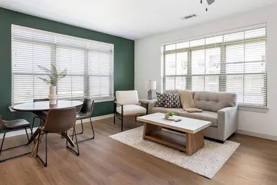 Image de Landing | Stylish 2bd, Clubhouse, Gym