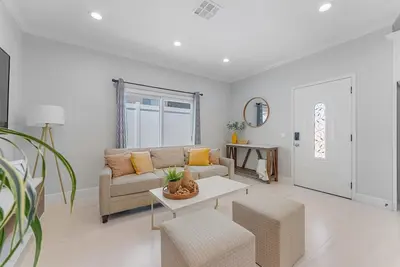 Image de Stylish 2br + 2ba Modern Home w/ Bbq Patio