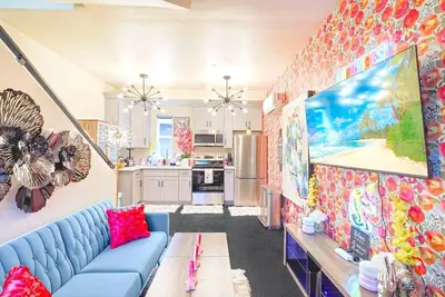 Image de Ii. Chic 4br Home by Universal + Patio + Grill + Parking