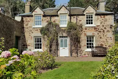 Image de Traditional cottage in peaceful countryside near North Berwick and beach