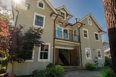 Image de Stunning Coastal Estate Minutes from San Francisco. Private Luxury Retreat.