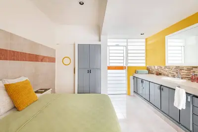 Image de Cozy historic house - 10 min to best beaches