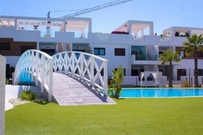 Image de Beautiful Condo in Laguna Beach Resort overlooking Laguna Rosa In Torrevieja