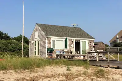 Image de Waterfront Studio w/ Dock & Beach Access in Truro!
