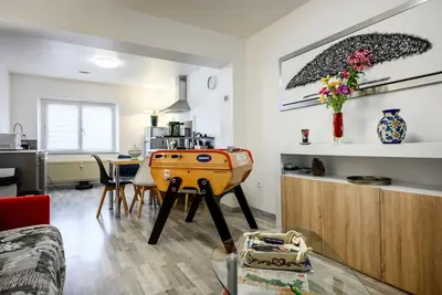 Image de Appartement « L'appartement d'Odile » avec vue sur la montagne, Wi-Fi et climatisation