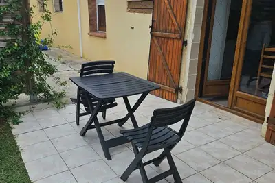 Image de Gite Personnes Des Abeilles 4 personnes