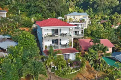 Image de Gorgeous studio with Ac in charming Anse Royale
