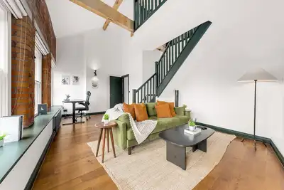 Image de Spacious 2br • Workspace • Duplex • City Centre