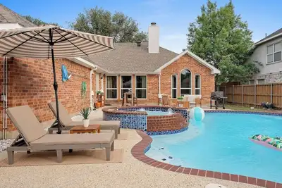 Image de Frisco Pool Retreat | Bbq, Hot Tub & Shuffleboard