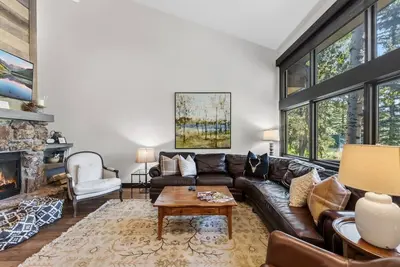 Image de Peaceful Vail Family Retreat | Bus Access + Views