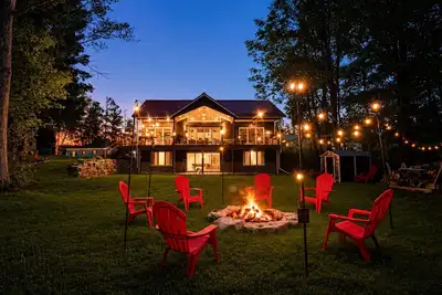 Image de Miles Landing - Waterfront Cottage in Kawartha Lakes (Gull River)